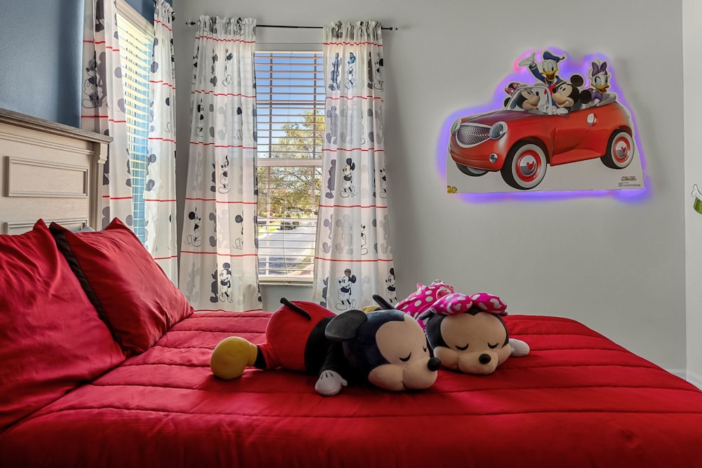 Your Dream Disney Retreat Awaits