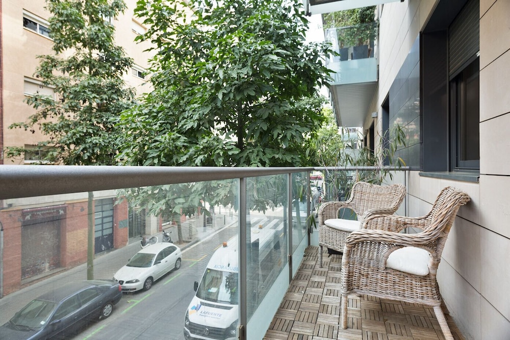 Les Corts Apartments By Olala Homes