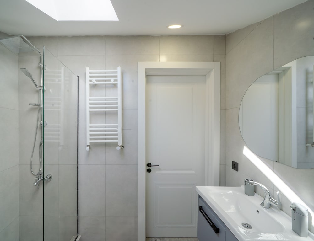 Niabi 3BDR Mansard