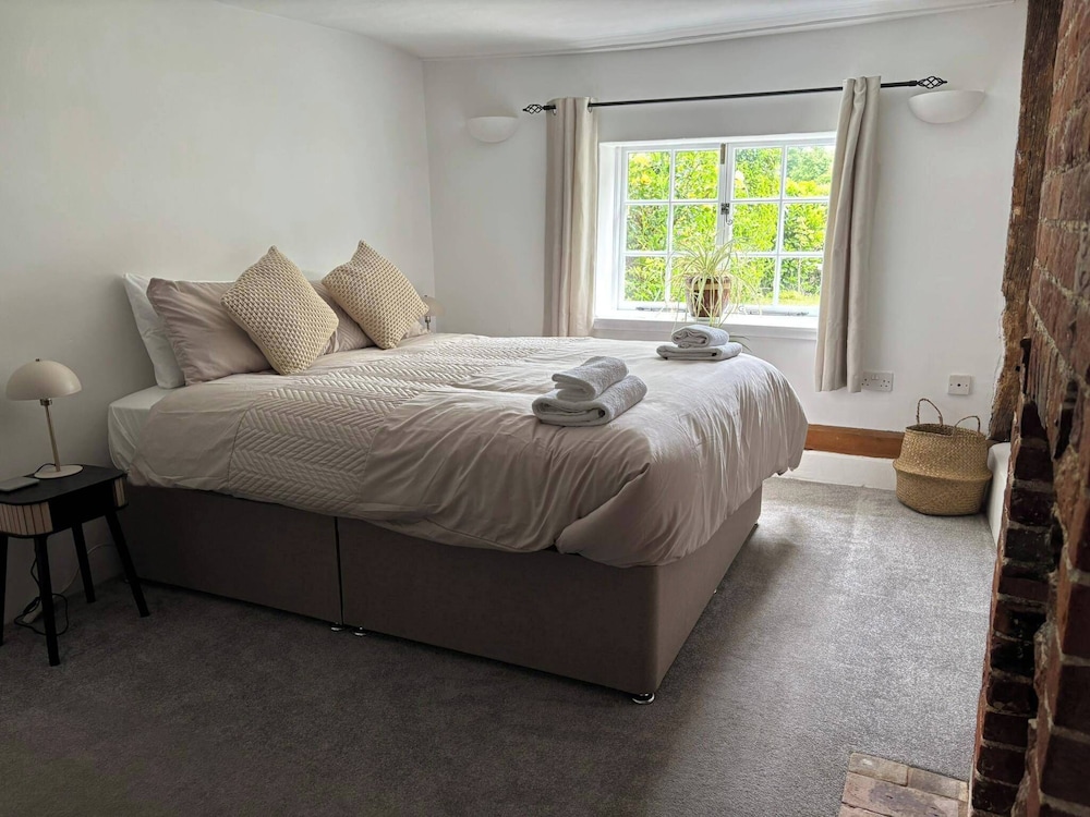 Countryside Cottage in Bulmer- Sleeps 6/7