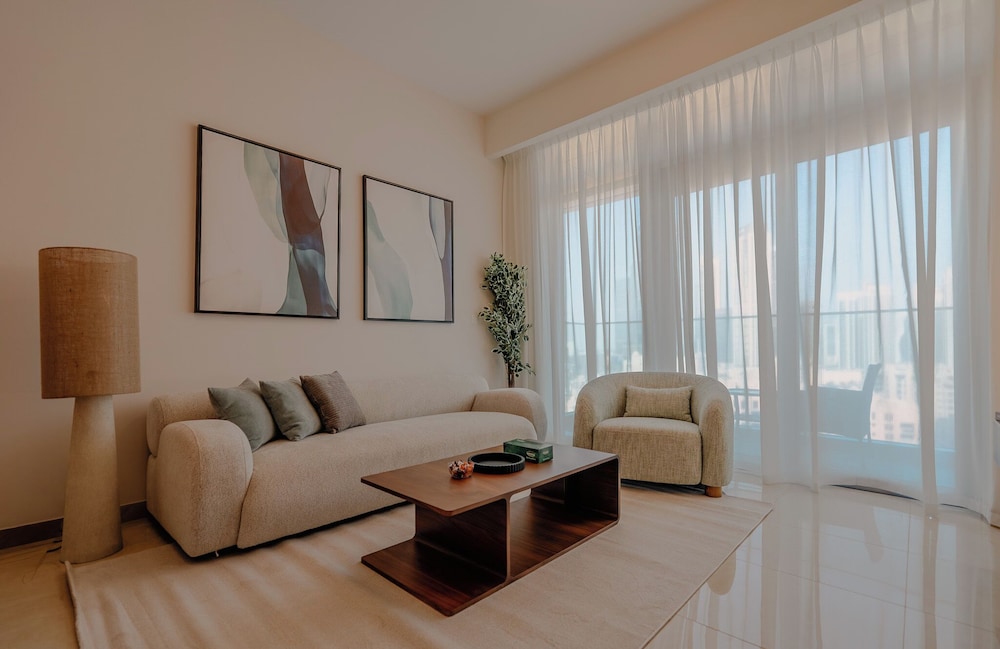 Imperial Avenue Residences - Downtown