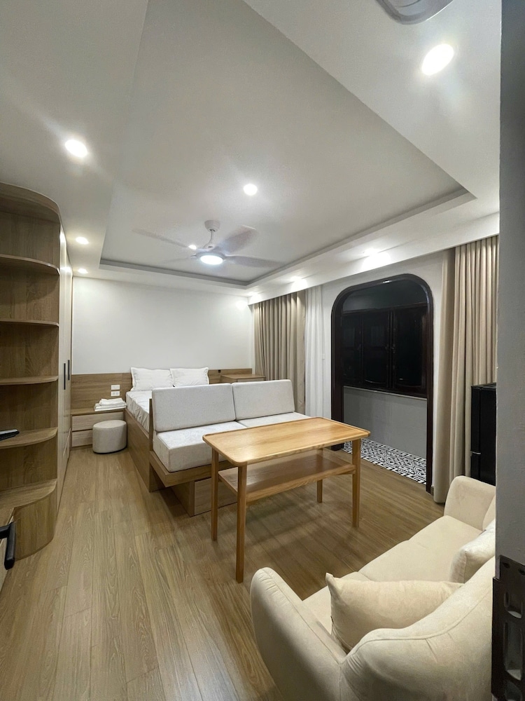 HUY HOANG HOUSE