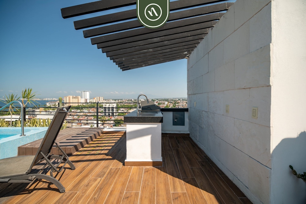Kalm A in Jalisco With 1 Bedrooms and 1 Bathrooms