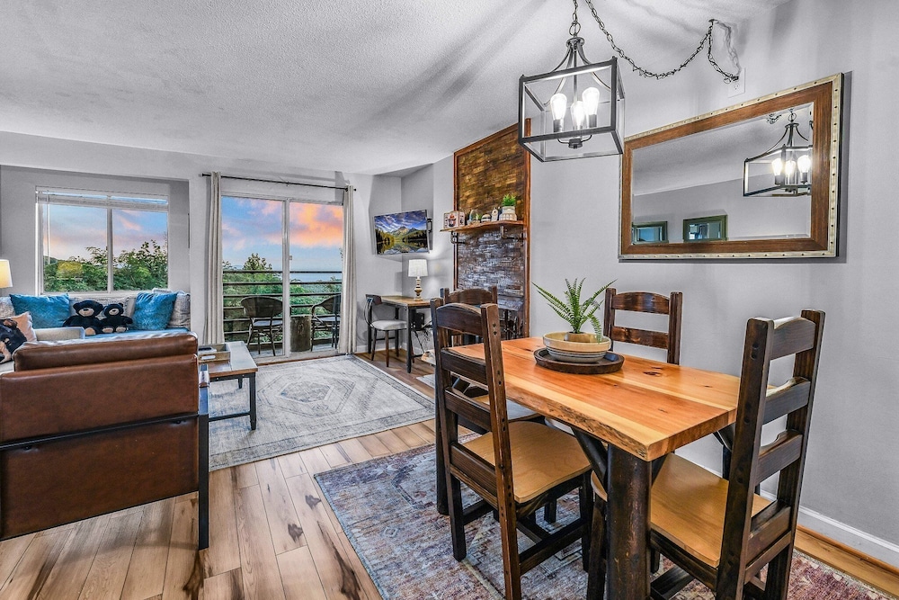 Heavenly View 2 Bedroom Condo