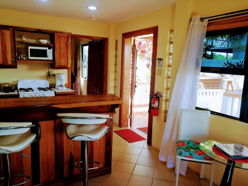 Dolce Cabana Waterfront Suites