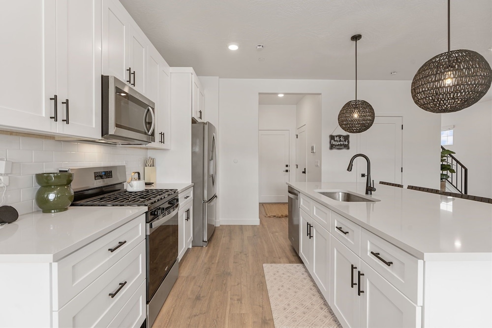 Long Drive 4 Bedroom Townhouse