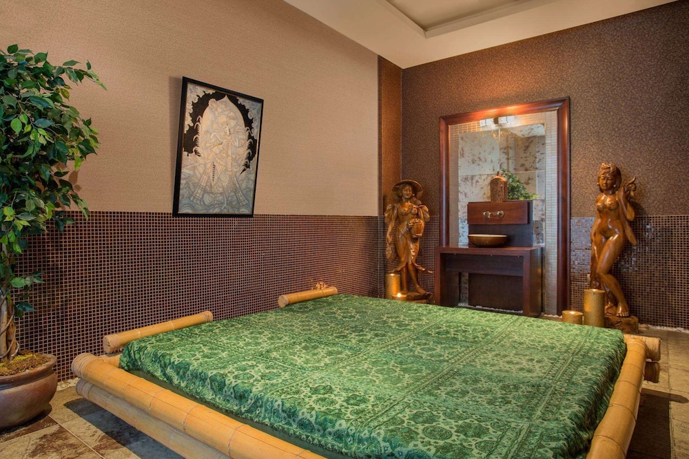 IC Hotels Green Palace & Villas
