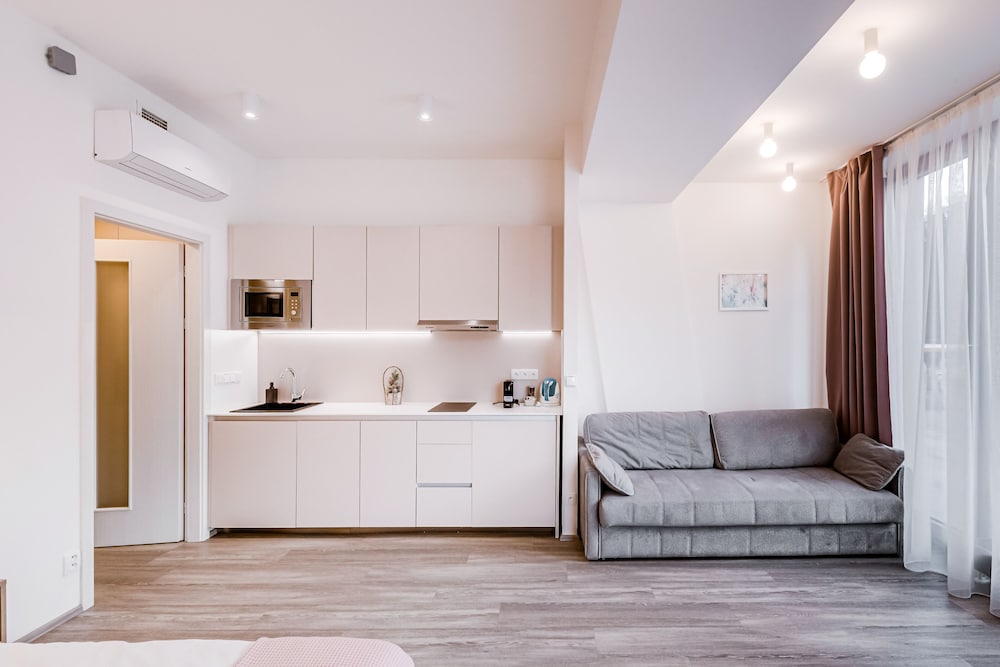KORA APARTMENTS