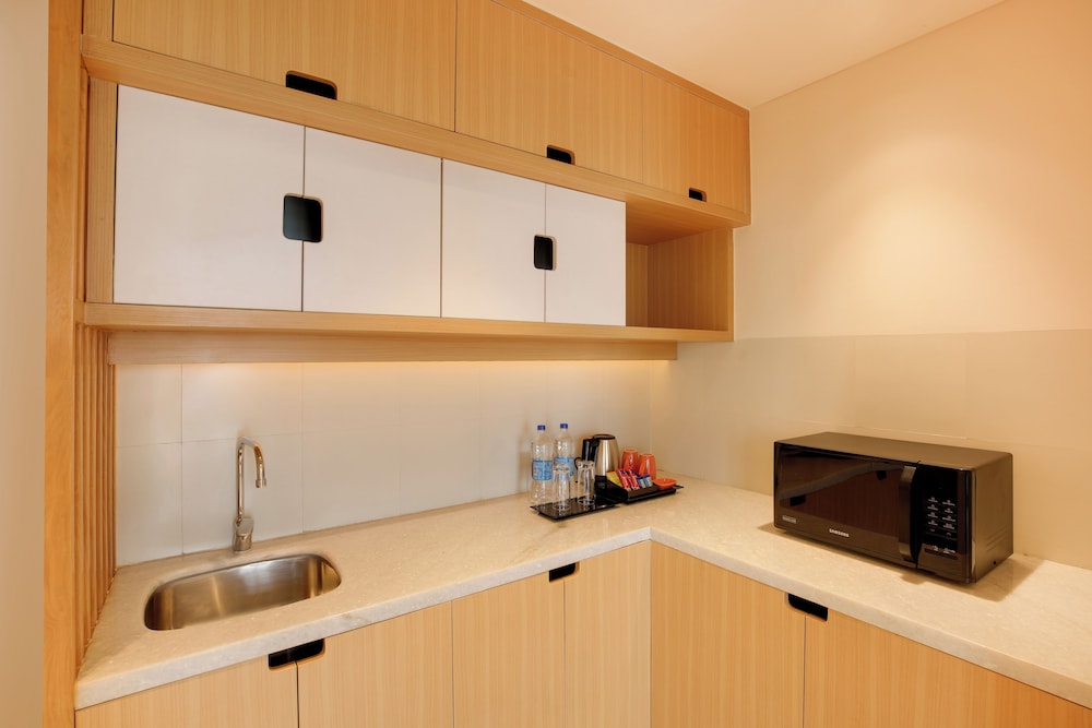 Lemon Tree Suites Gurugram