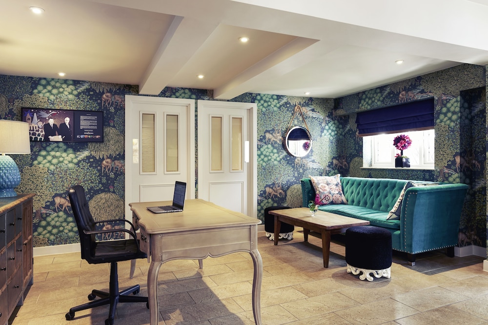 Mercure Thame Lambert Hotel view 2