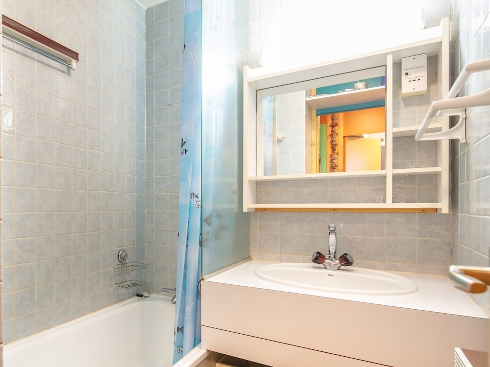 Studio in Doucy at the Foot of Ski Slopes