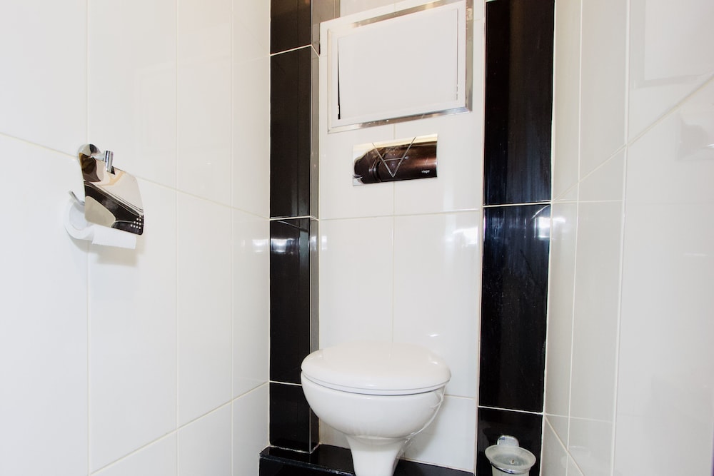 LUXKV Apartment on Zemlyanoy Val 52