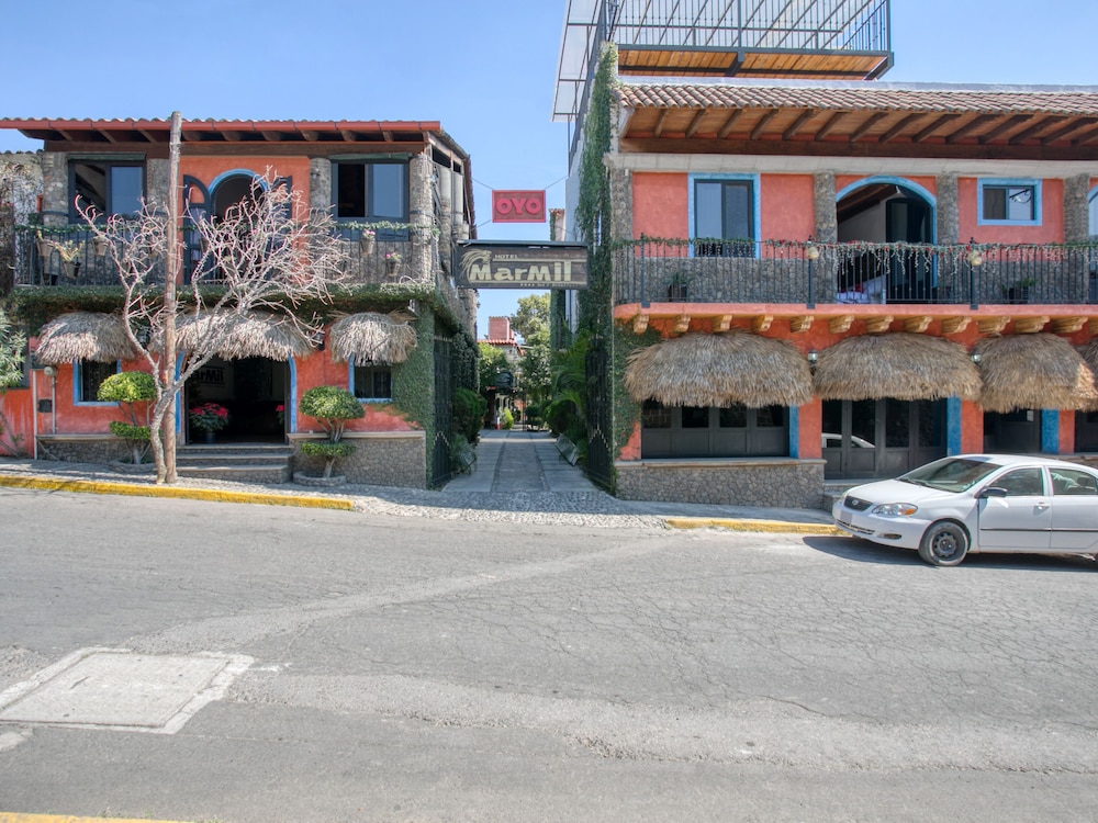 Hotel Marmil - Image 1
