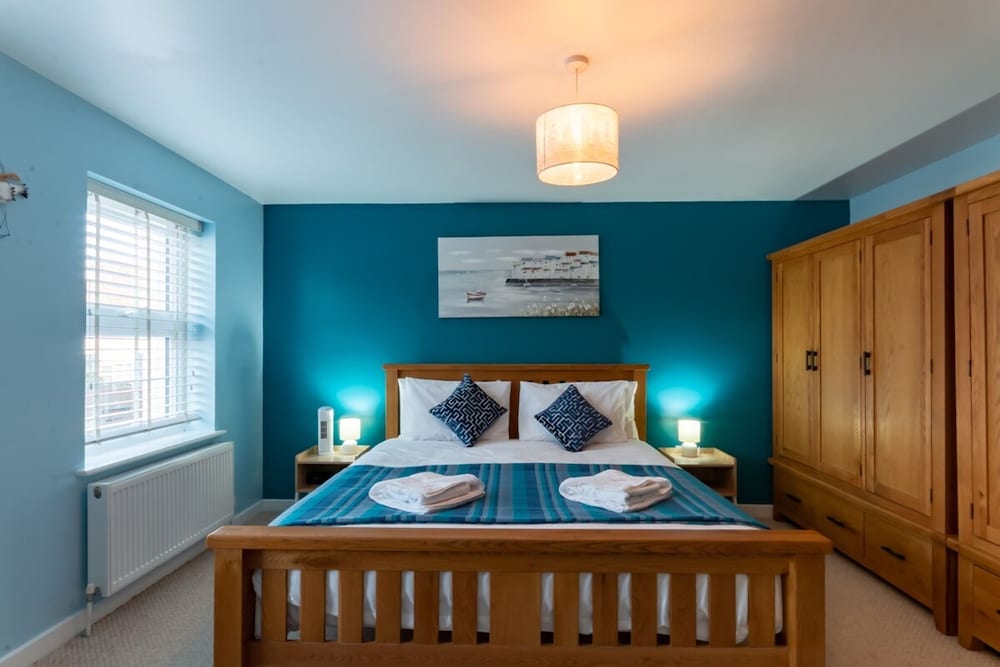 Stylish Margate Coastal Home Parking By Adliv