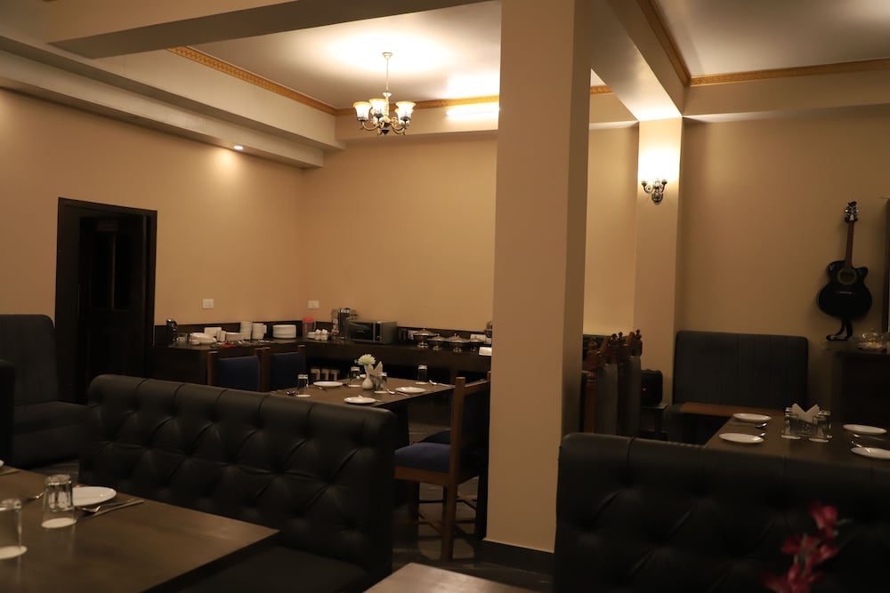 Kunden Fortune Resort Gangtok Near MG Marg