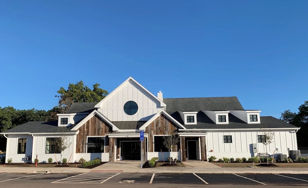 Landing Apartments West Windsor