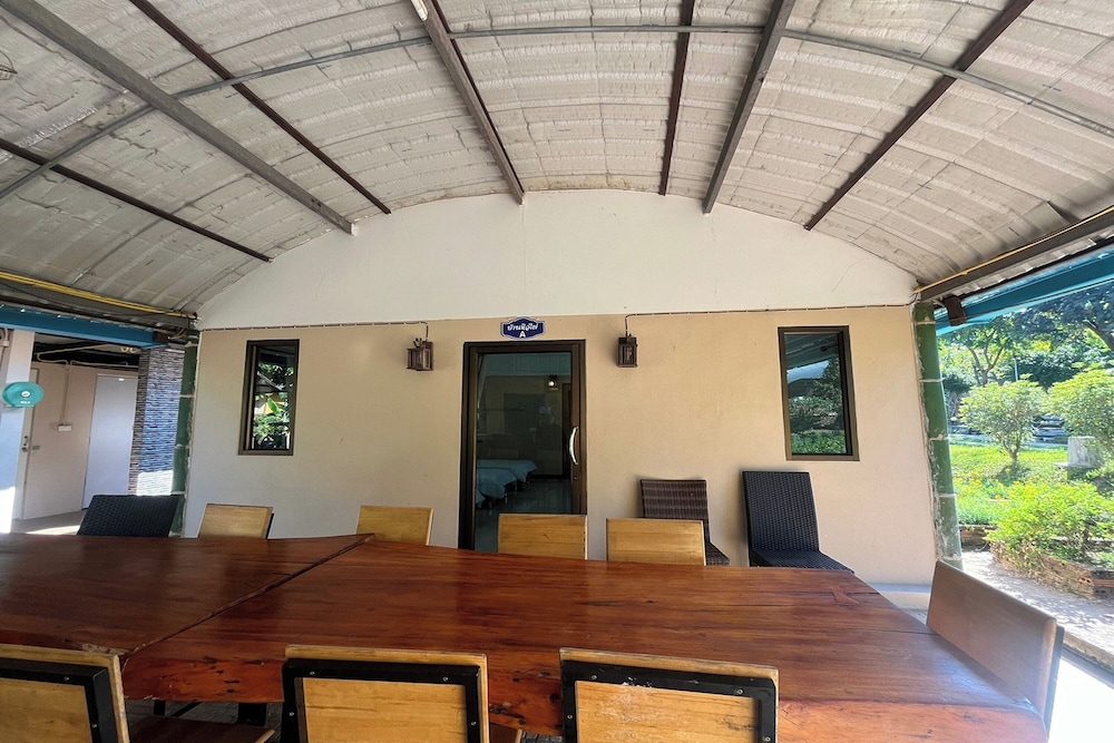 Tung Lakorn Farm