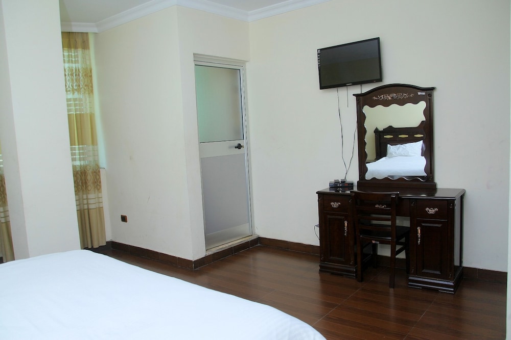 Bnow Hotel