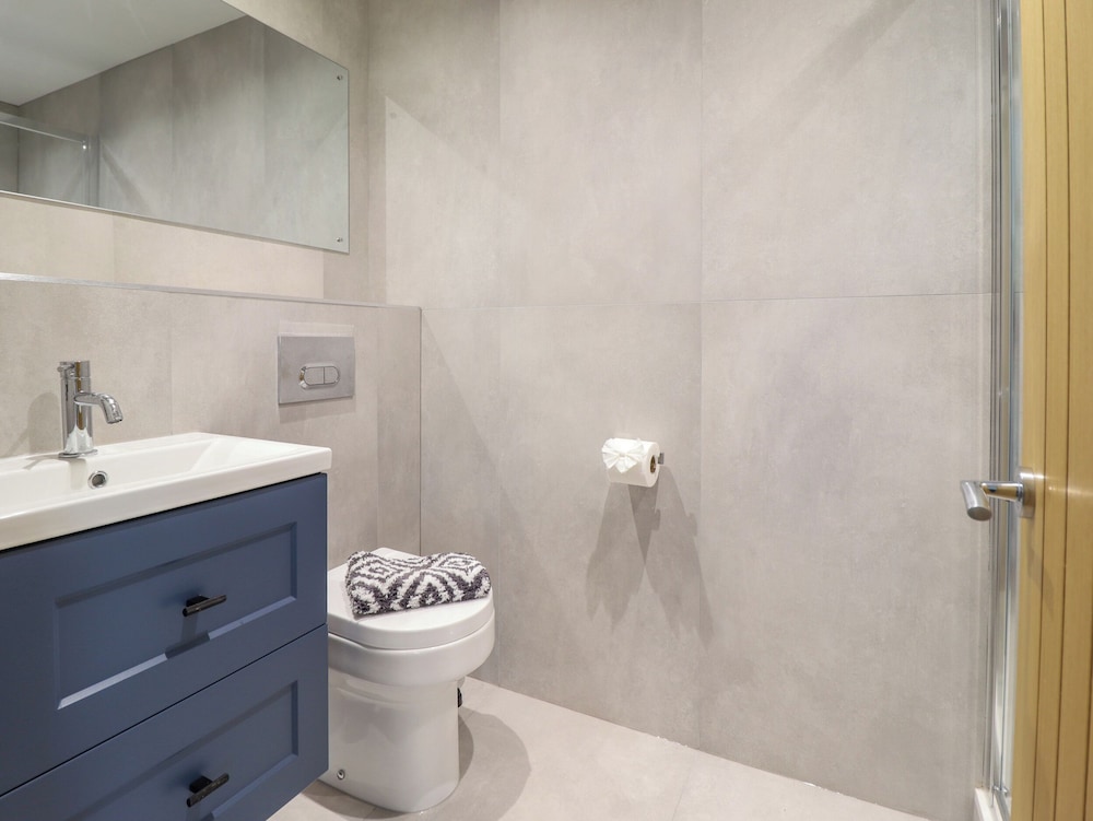 Orchard Lodge