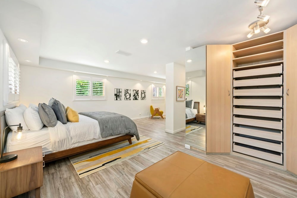 The Foundry Escape - Hot Tub, Bikes & Game Room