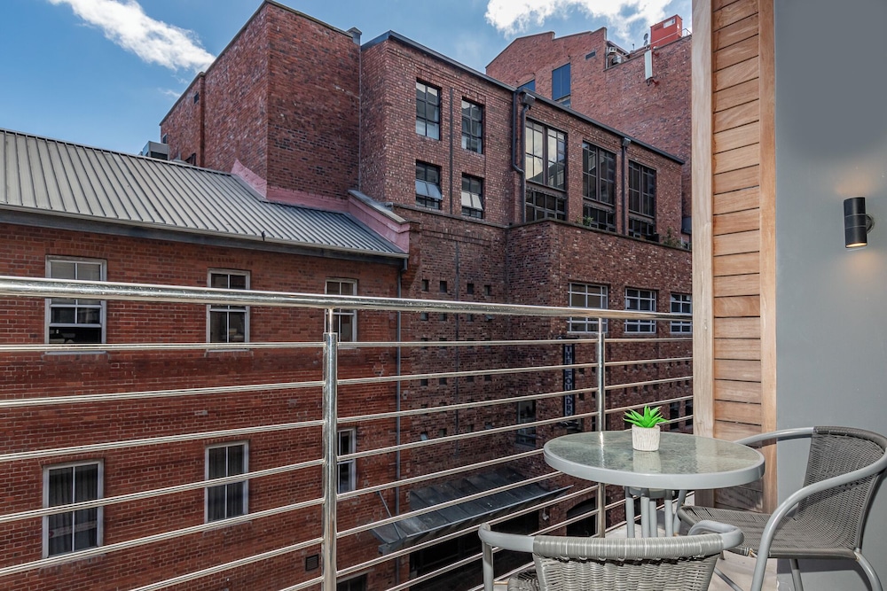 Docklands Deluxe Apartments by ITC Hospitality