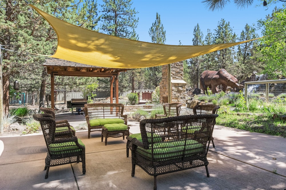 Big Bear Home features Private Entrance and Patio with Fire Pit by RedAwning