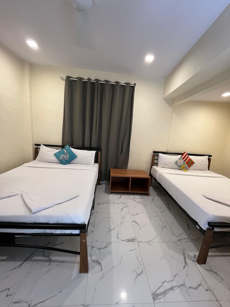 Red House Hostels