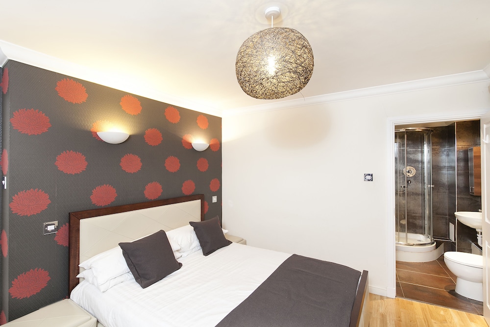 Burnets Apartments