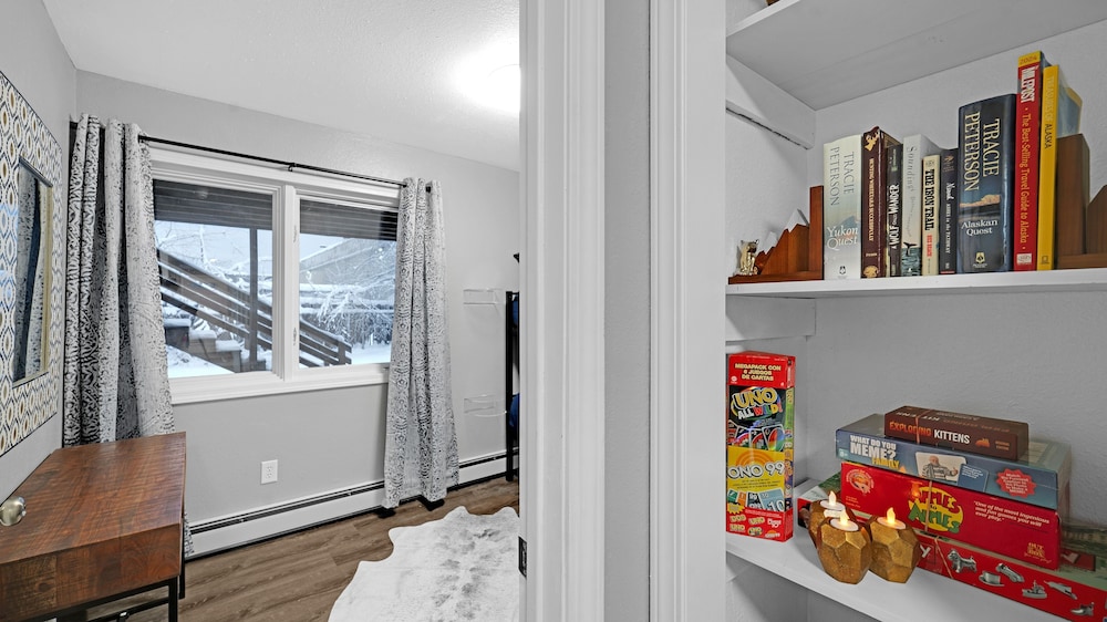 Fairbanks Fox Den 2 Bedroom Townhouse
