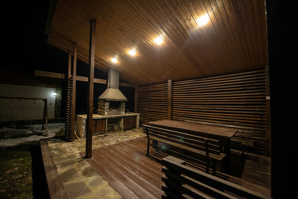 Villa Garden Bakuriani Green