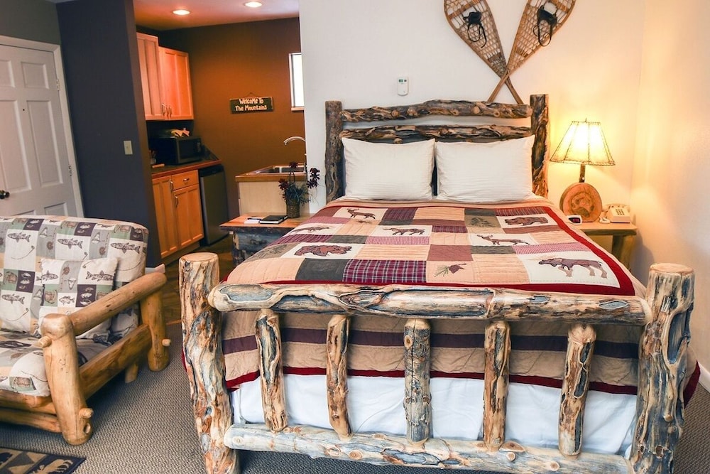 Fawn Valley Inn: 256 1 Bedroom Apts - Property Image 3