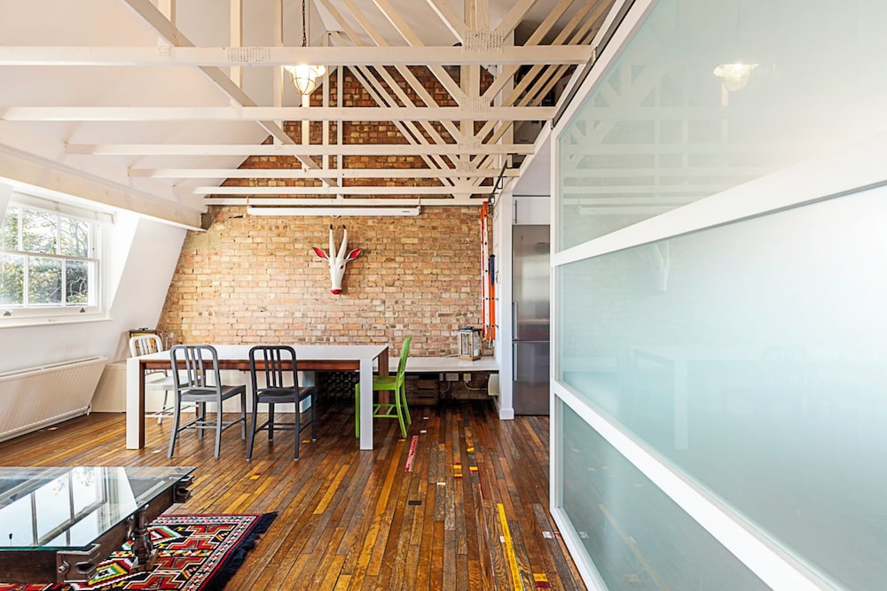 Charming Loft in Islington - Stunning View!
