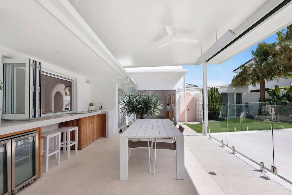 Casa Palma in Mermaid Waters