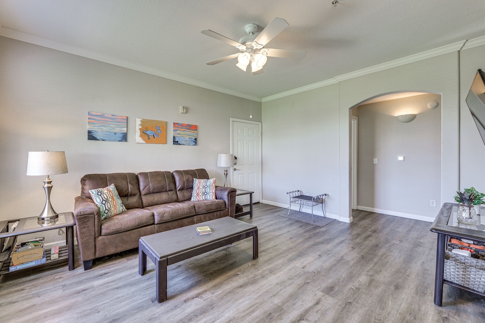 First-floor Condo w/ Pool Access in Mesa!