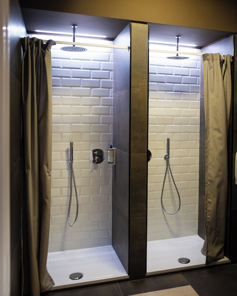 Hostelò Luxury Hostel