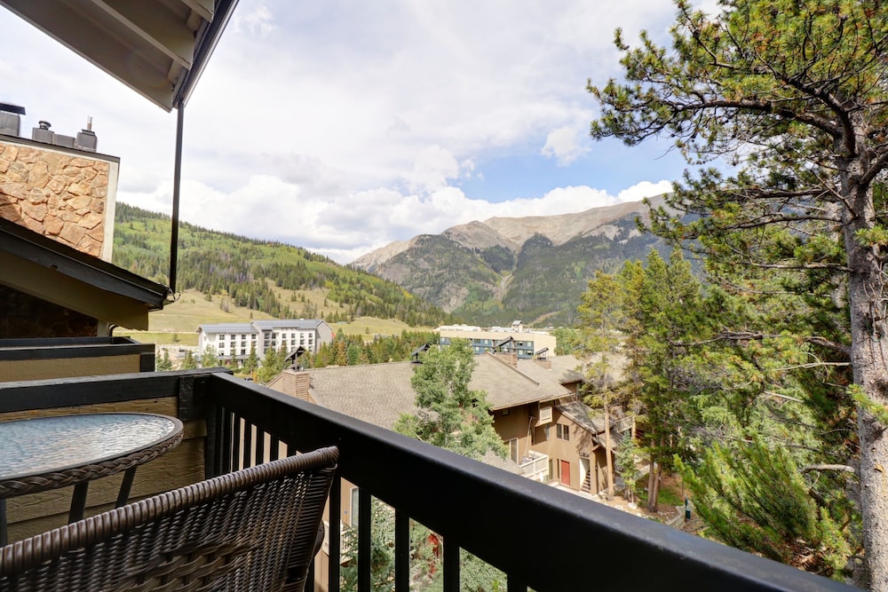 CM416 Copper Mtn Inn