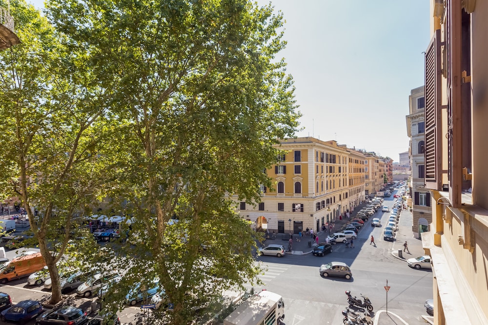 Relais Vatican Suites