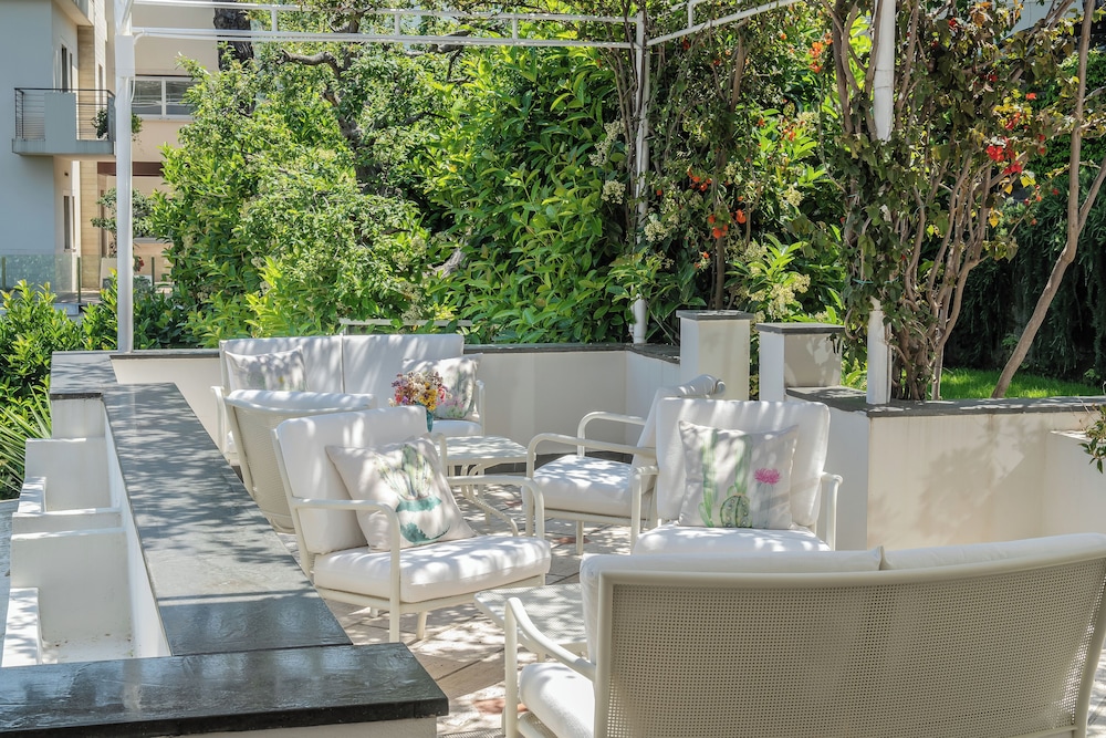 Luxury Villa In Sorrento Coast Swimming Pool & View