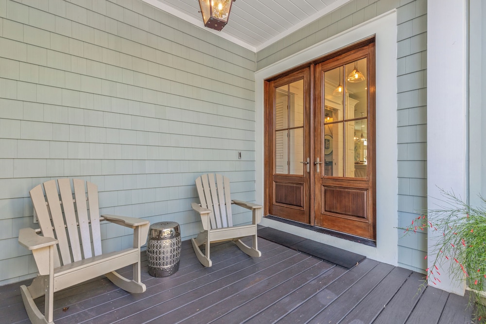 Sea Dlight: 3BR Beach Home Sleeps 10 With 4 Bikes in Watersound West