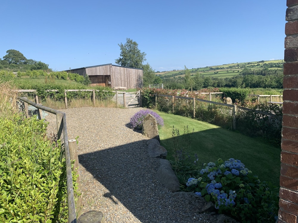 Lloft Gwair - Hayloft