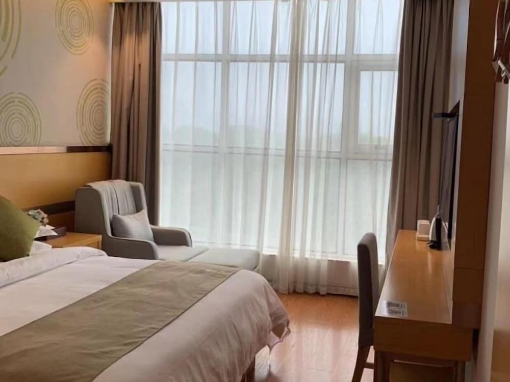 GreenTree Inn Fuzhou Gushilou District North Xierhuan Road Zuohai park Express Hotel