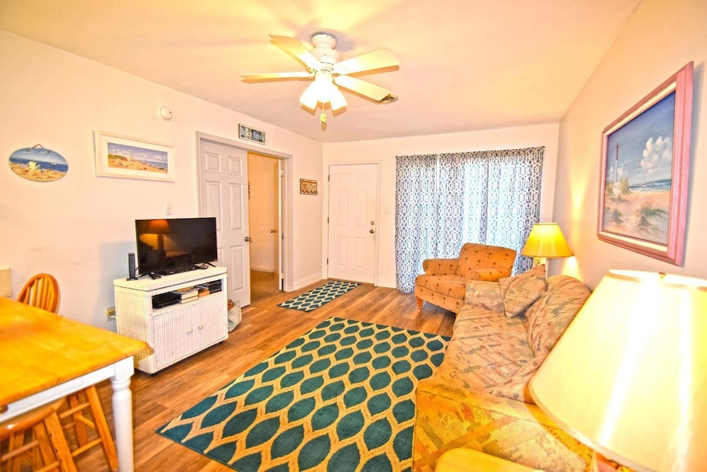 Club Ocean Villas 58 2 Br condo by RedAwning
