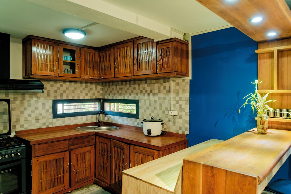 Cattleya Guest House