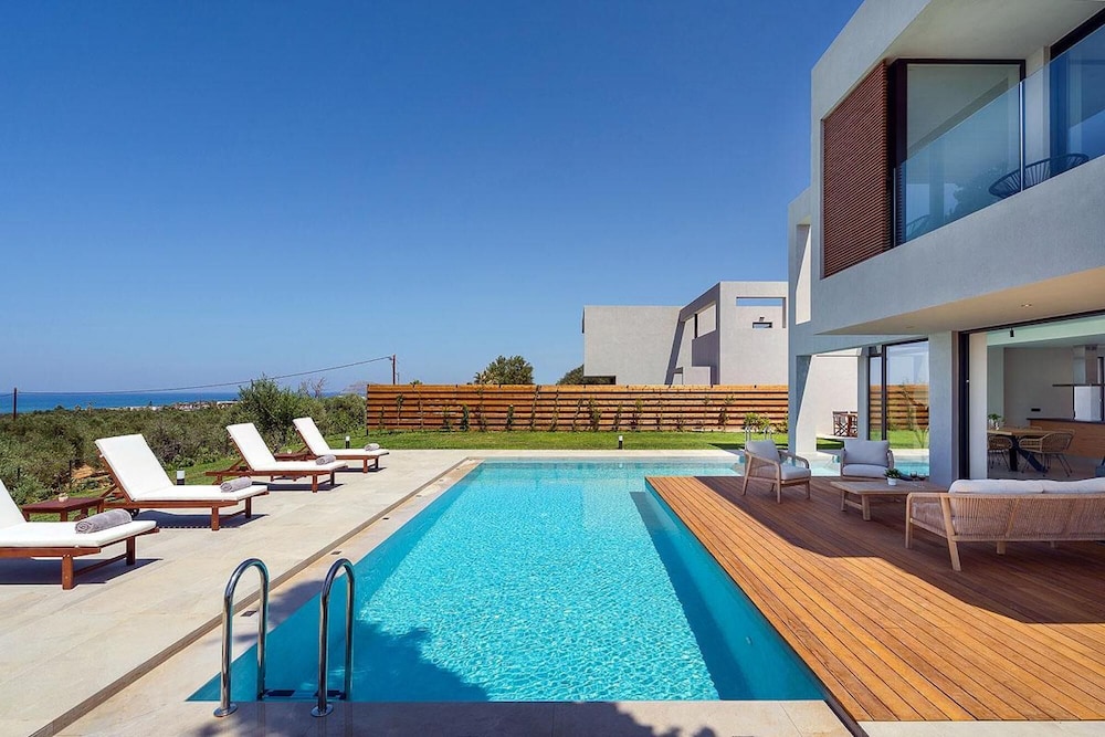 Sea View 4 Bedroom Villa With a Heated Pool view 4