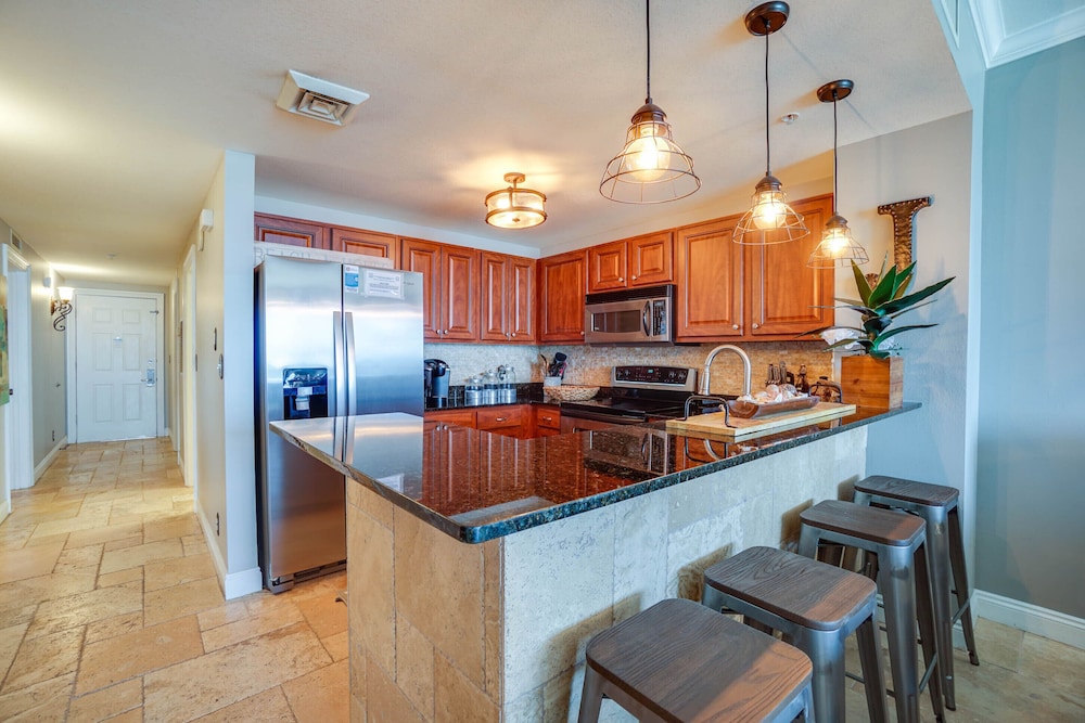 Calypso Beach Resort by Panhandle Getaways