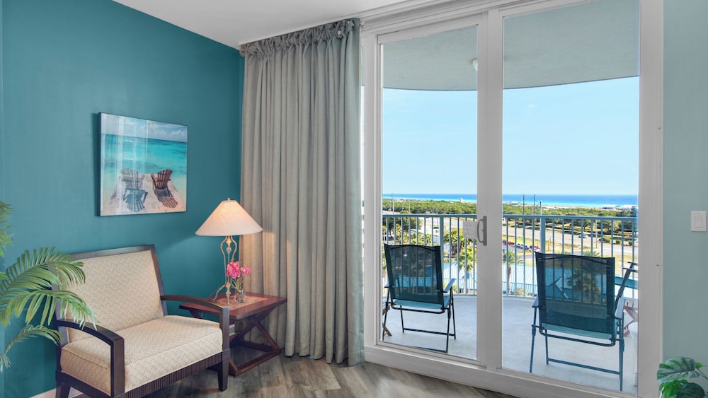 Palms Resort 2813: 2br, Pools, Courts, Gulf Views & Minutes to Beach!