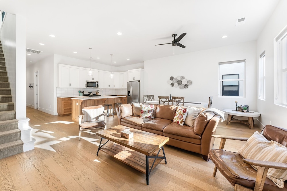 Villa #17 At Bloomington Country Club 4 Bedroom Townhouse