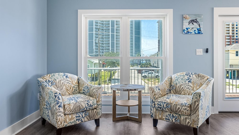 Dreezy's Hideaway by Southern Vacation Rentals