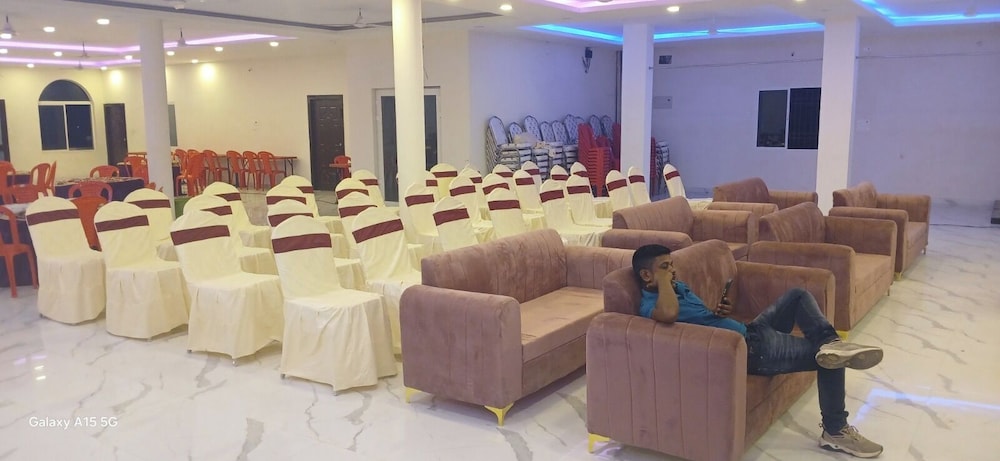 meeting & event spaces