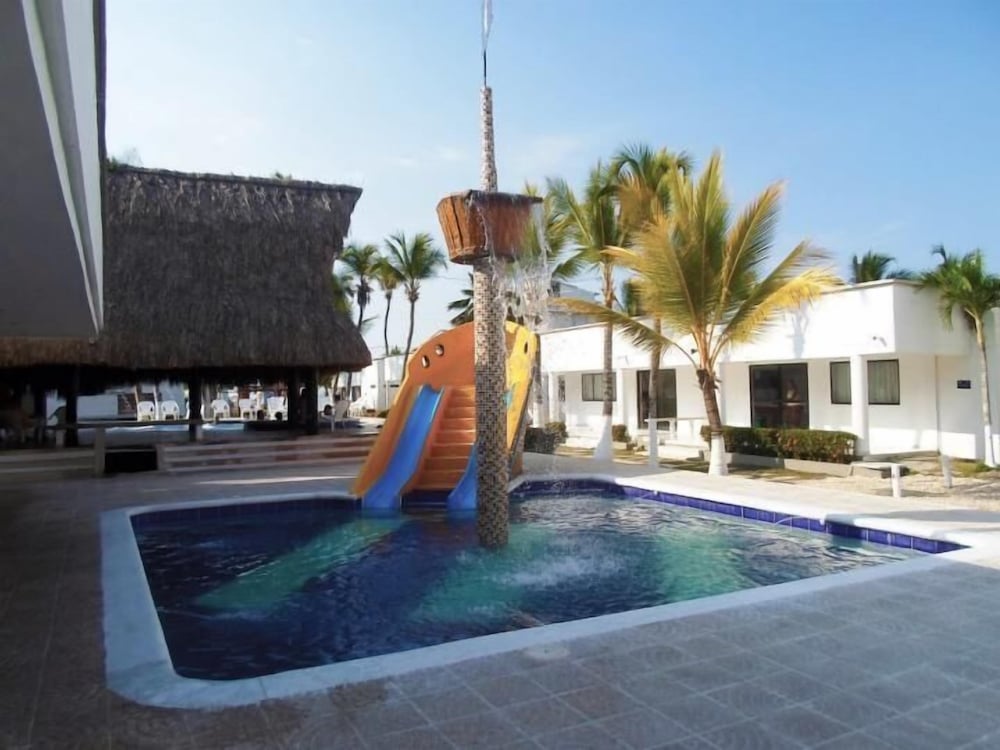 Cabañas Frente a la Playa 010
